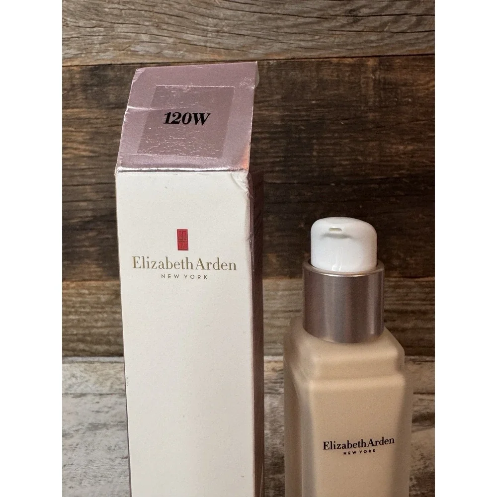Elizabeth Arden Flawless Finish Skincaring Foundation‎ 120W | 1.0 oz